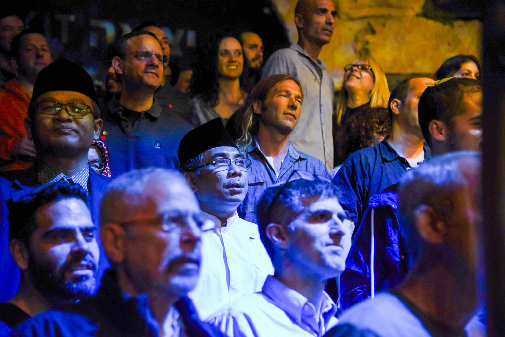 Christians, Jews, and Muslims Sing “One Love” in Jerusalem
