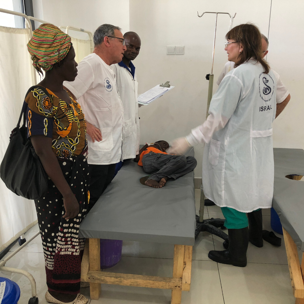 Israeli Aid Team from Sheba Medical Center First to Respond to Zambia Cholera Outbreak